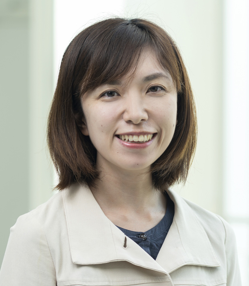 小暮 真奈
