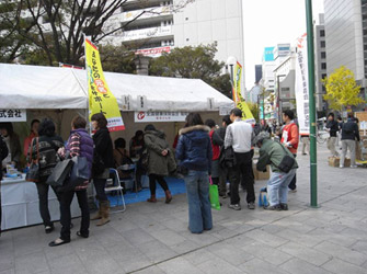 健康づくりに関するブースはどこも人気でした。