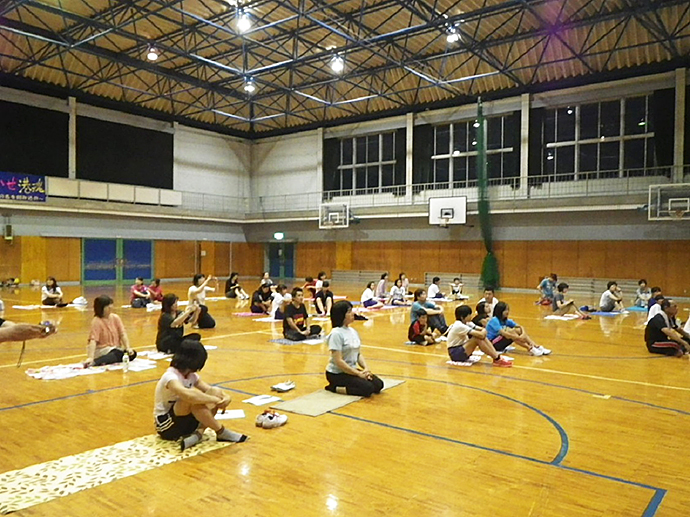 【姿勢工房ストレッチングオフィス】中学校で姿勢改善ストレッチ☆