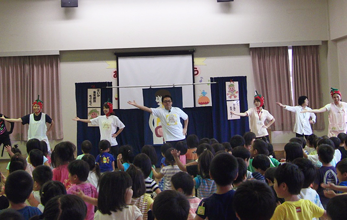 【京都府 精華町】こまだ保育所で、いちご☆体操を実施!