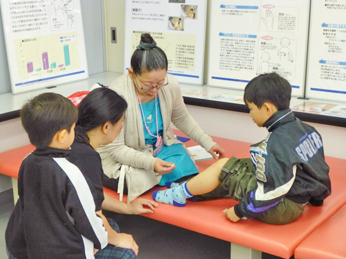 【一般社団法人 三重県鍼灸師会】四日市健康フェスティバル(平成28年3月13日)