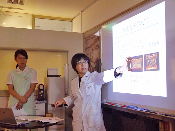 【ネオプラスファーマ（株）】（千里プラス薬局・虹薬局南千里店・津雲台薬局） 骨粗鬆症対策イベントを実