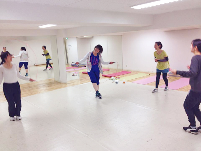 【一般社団法人 内臓目覚め協会】天然のコルセットを作る!内臓目覚めウォーキングレッスンを実施しました