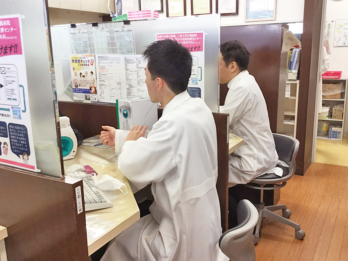 【ファーマライズホールディングス株式会社】鈴鹿みなみ薬局で健康相談会を実施しました。