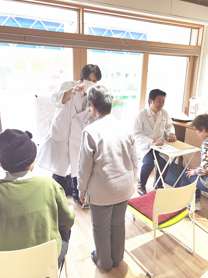 【株式会社アイセイ薬局】多摩センター店 「健康チェックで介護予防」