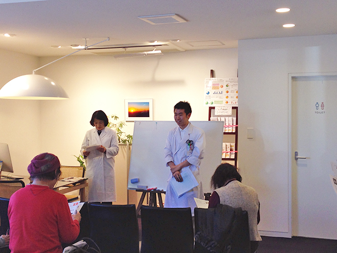 【株式会社大和調剤センター】中央薬局 地域交流 地域の皆さま方へ管理栄養士による栄養講座が毎月開催されています!