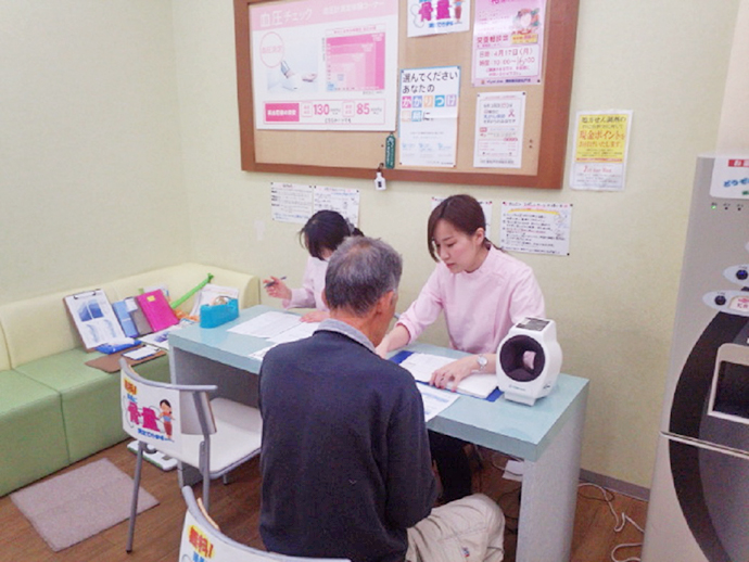 【株式会社 マツモトキヨシホールディングス】調剤薬局新松戸店で栄養相談会を実施いたしました