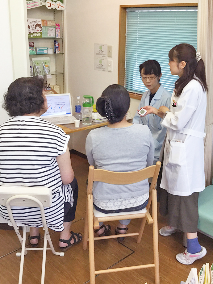 【有限会社 ファーマシー丸山台】☆健康フェア~経口補水液の作り方~を開催しました☆