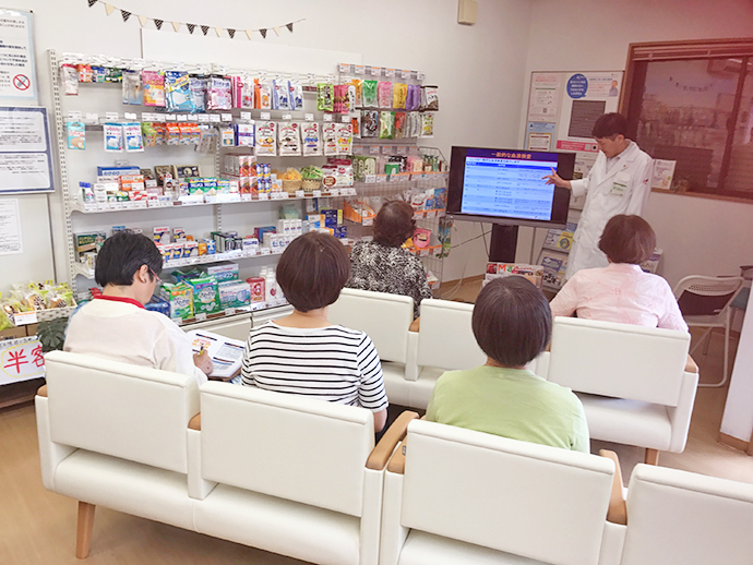 【クラフト株式会社】5月25日の「世界甲状腺デー」に合わせ、18店舗の薬局で甲状腺疾患の市民講座を一斉開催しました