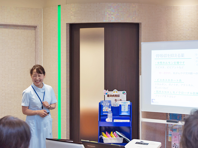 【株式会社メイプルファーマシー】健康相談教室報告(メイプル調剤薬局大通店)
