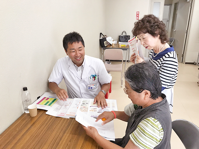 【一般社団法人 れいんぼう】九番団地のサロンで健康相談会を実施