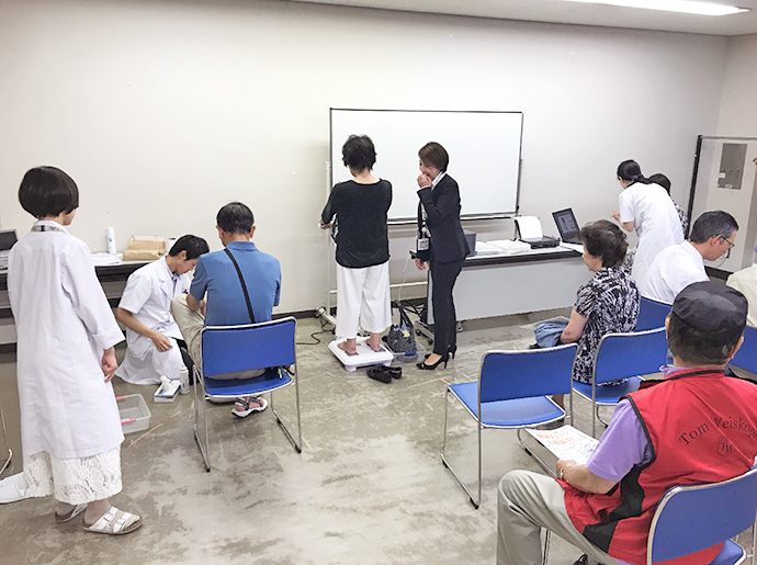 【株式会社アイセイ薬局】宝塚ソリオ店(他8薬局合同開催)健康チェック相談会を実施しました