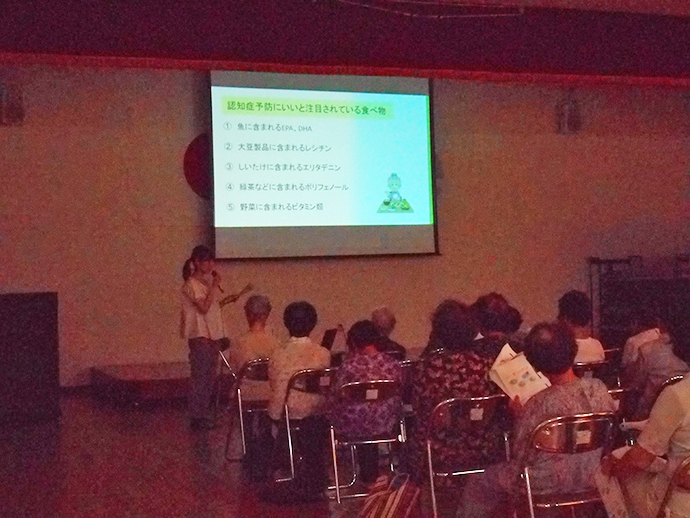【株式会社 ファーマシィ】出雲市 高松コミュニティセンターにてファーマシィ薬局の管理栄養士による食事・栄養講座を行いました。