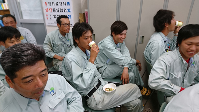 【三幸土木 株式会社】ゴーヤ嫌いでも、なぜか飲めちゃう!「Cannaさんのゴーヤバナナミルク」