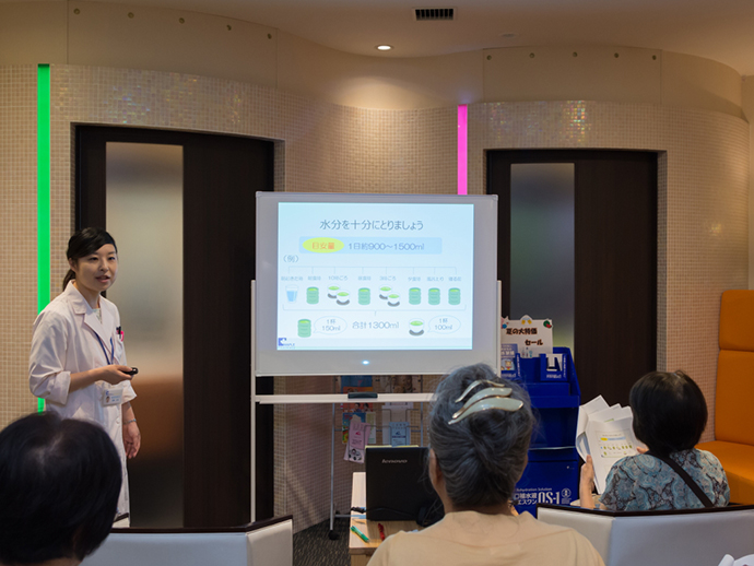 【株式会社 メイプルファーマシー】健康相談教室報告(メイプル調剤薬局大通店)