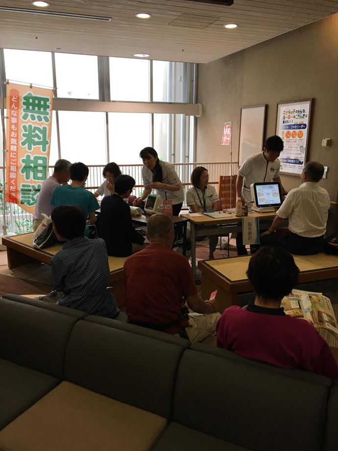 【総合メディカル・ファーマシー中部株式会社】ハロー薬局7店舗合同で健康相談会実施