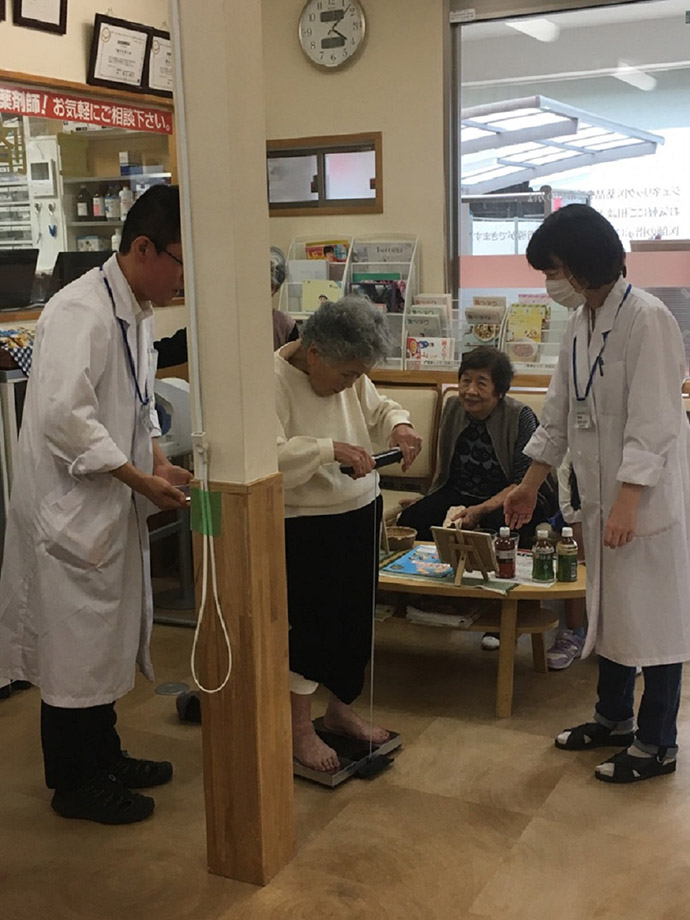 【株式会社エービーシー・ライフ・コーポレーション】ABC薬局 今池町店で第1回　健康応援フェアを開催しました。
