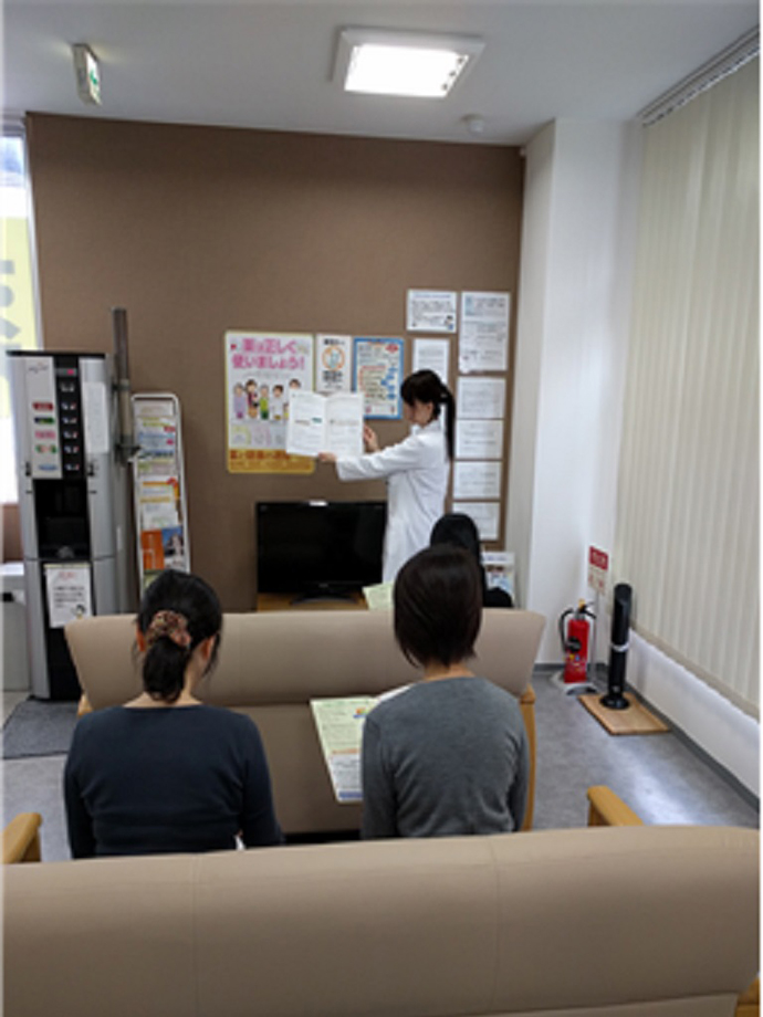 【ファーマライズホールディングス株式会社】ながまち薬局で健康相談会を実施しました。
