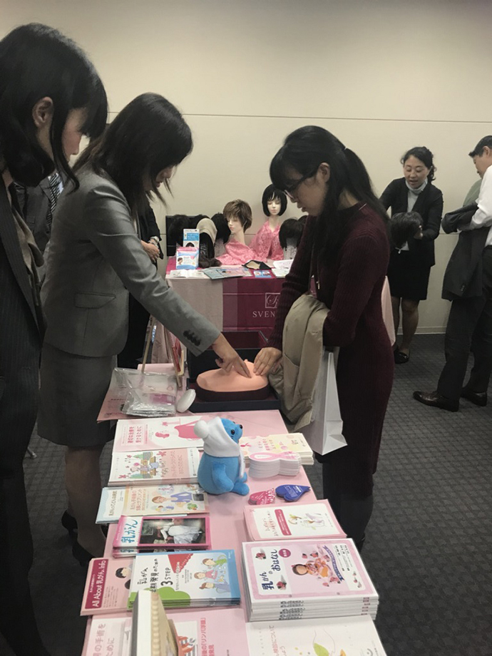 【クラフト株式会社】さくら薬局駿河台店が「ピンクリボンセミナー」を実施しました