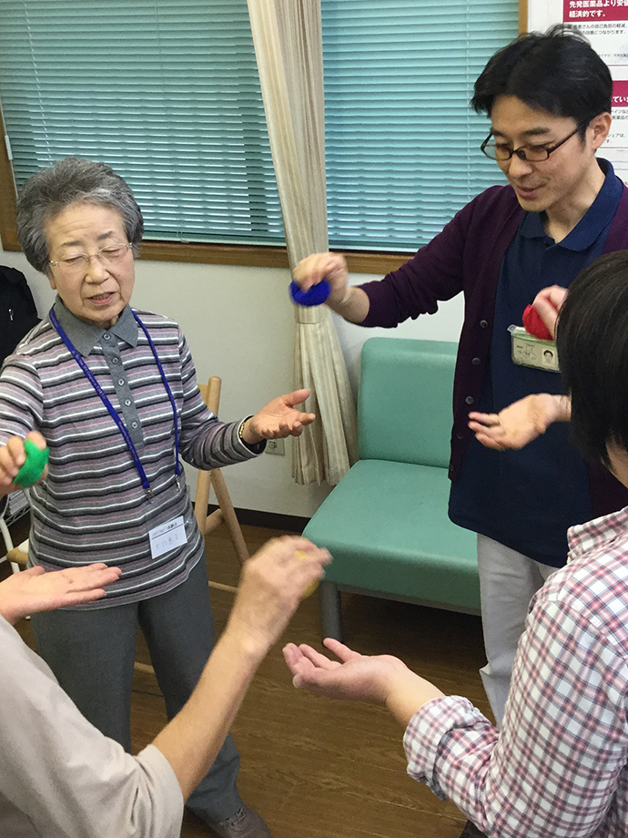 【有限会社 ファーマシー丸山台】☆健康フェア~脳を活性化しましょう!シナプソロジー体験会~を開催しました☆
