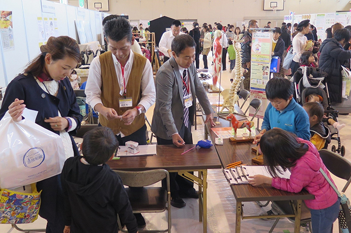 【一般社団法人 三重県鍼灸師会】第12回子育て応援‼わくわくフェスタ 平成29年⒒月23日(木・祝)