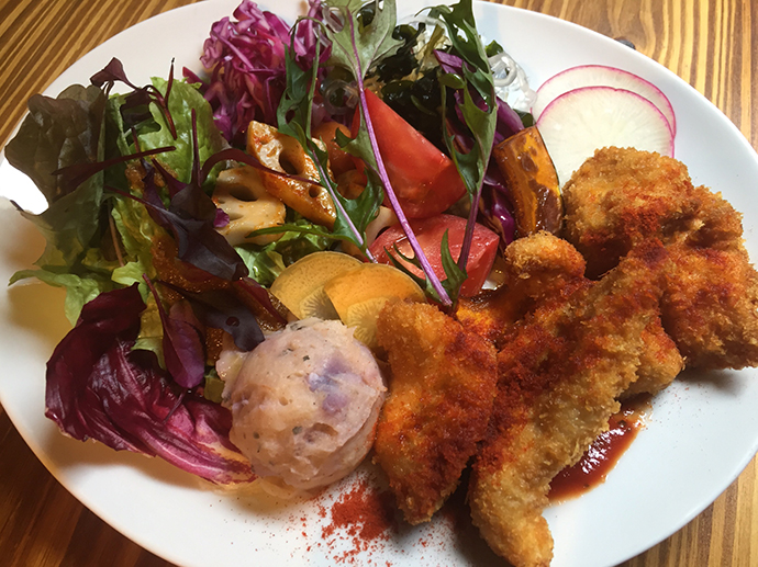 【野菜家さい】腸内環境を整えるランチ