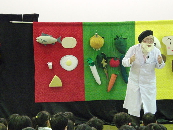 【京都府 精華町】せいか健康づくりプロジェクト「せいか食育劇団もぐもぐ」活動報告(こまだ保育所)