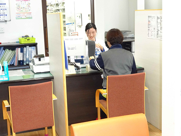 【ファーマライズホールディングス株式会社】ファーマライズ薬局みよし店で健康イベントを実施しました。