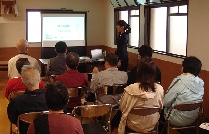 【エムハート薬局 いだ店】健康講座「高血圧について」を実施しました