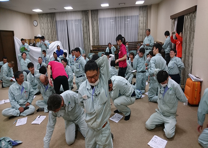 【三幸土木 株式会社】第1回フィットネスチェック みんなで身体を動かそう