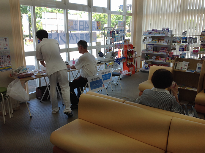 【株式会社 ファーマみらい】(全快堂薬局新発田店)健康フェア開催